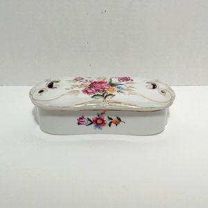Rare Vintage Porcelain Pierced Potpourri Box